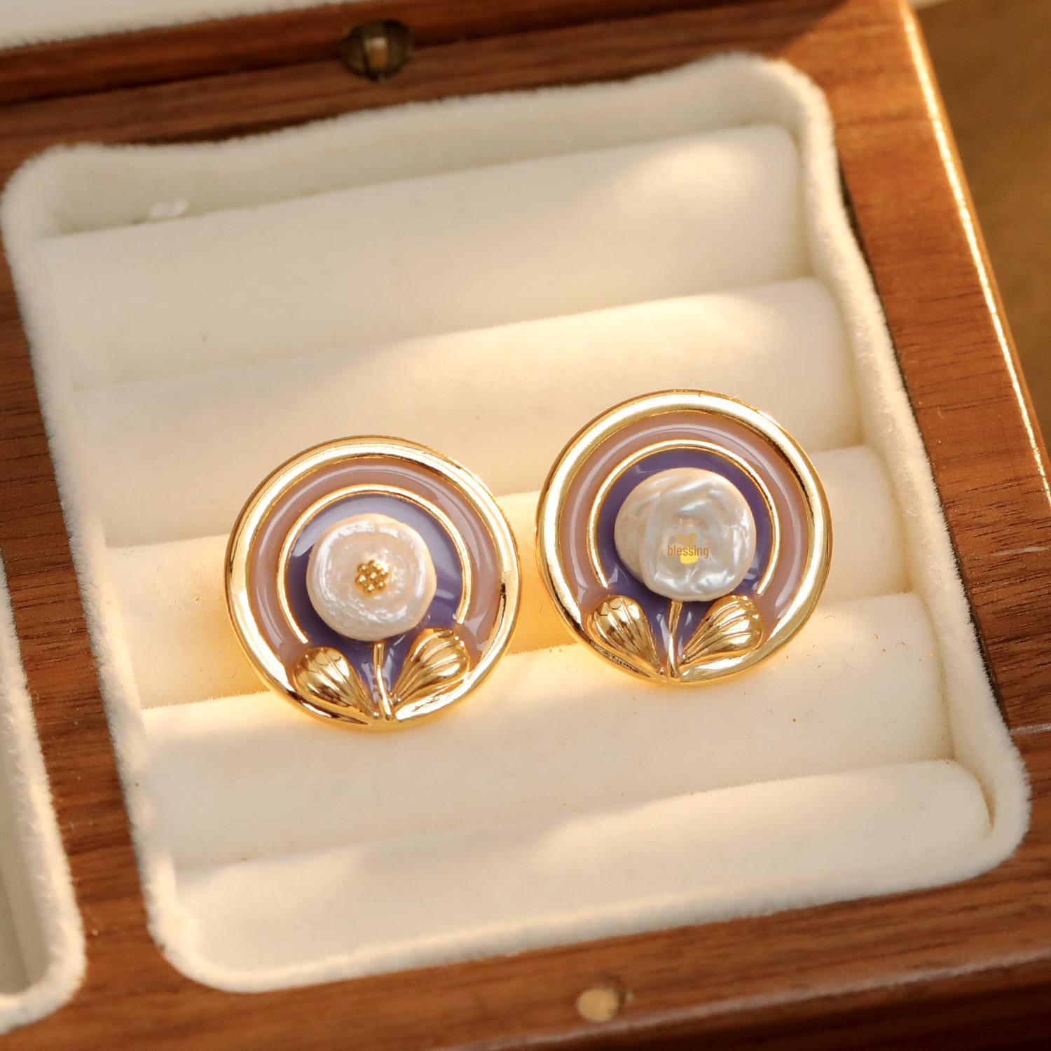 

Оригинальные новые серьги с масляной эмалью в китайском стиле с жемчугом-клевером