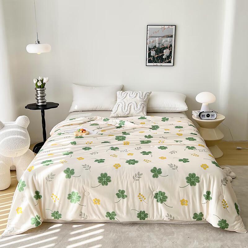 

Bjornman Ice-Cool Summer Quilt