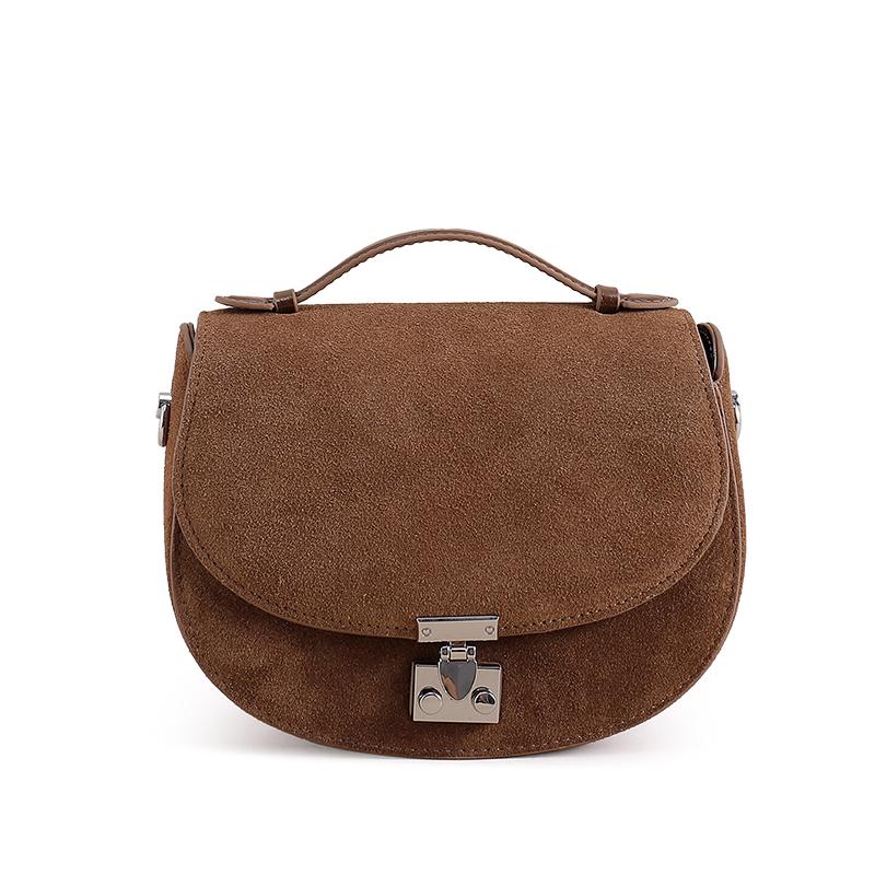 Women s Suede Crossbody Bag Brown Half Moon Shoulder Bag with Metal Clasp Fashionable and Durable Handbag for Everyday Use коричневый 12170₽