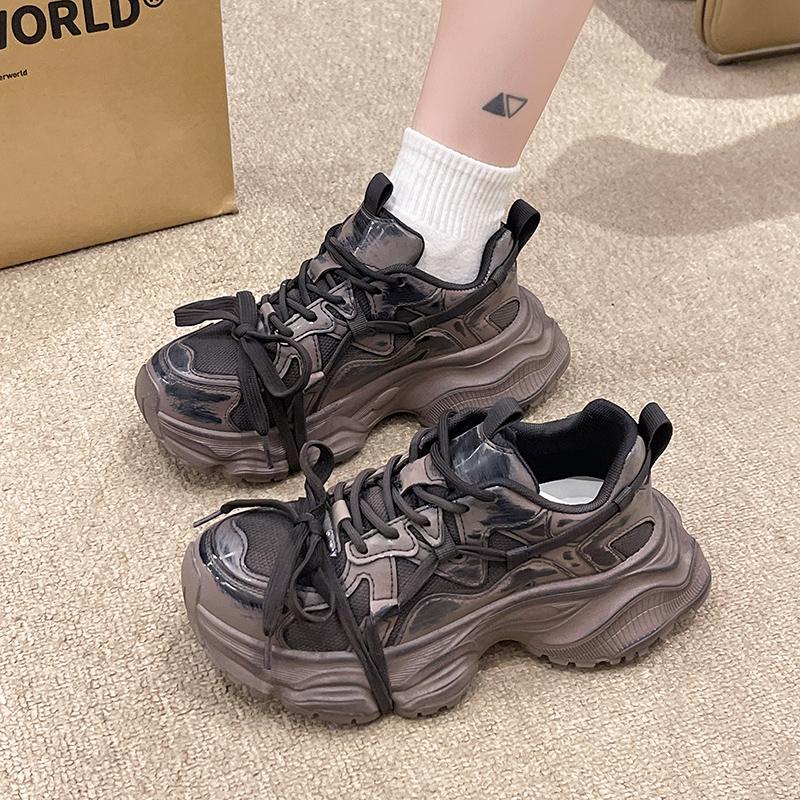 Modne Nowe Jesienne Sneakersy na Grubej Podeszwie dla Kobiet 2024 Wysokiej Jakości Jesienne Platformowe Oddychające Siateczkowe Damskie Buty Casual