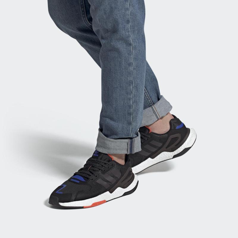Adidas Day Jogger 'Black Solar Red' Sneakers FW4818