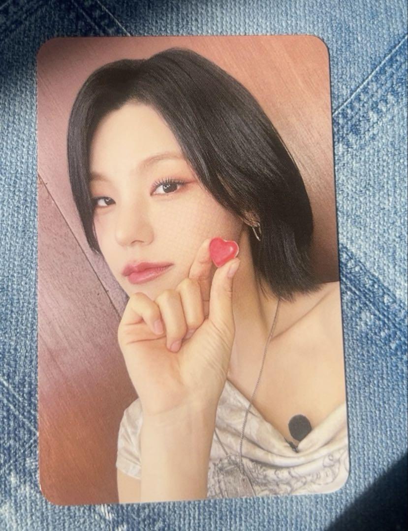 

[USED] itzy Yeji GWBG makestar Lakidro Limited Trading Card A