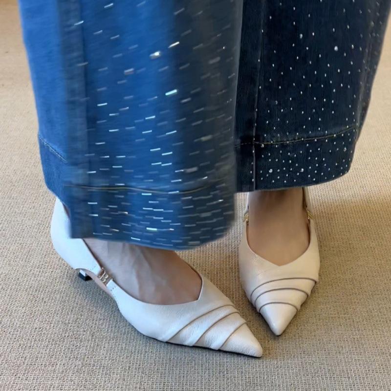 

French simple pointed pleated side empty sandals 2025 new commuting versatile one-pedal shallow mouth medium heel single shoes women 40