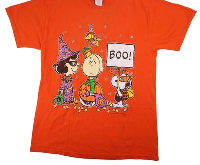 Vintage Peanuts Cartoon Halloween Graphic T Shirt