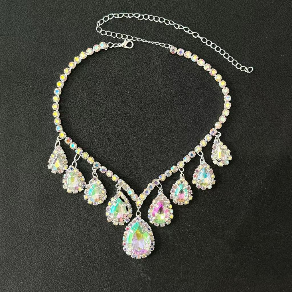 High-End European & American Diamond Teardrop Clavicle Necklace