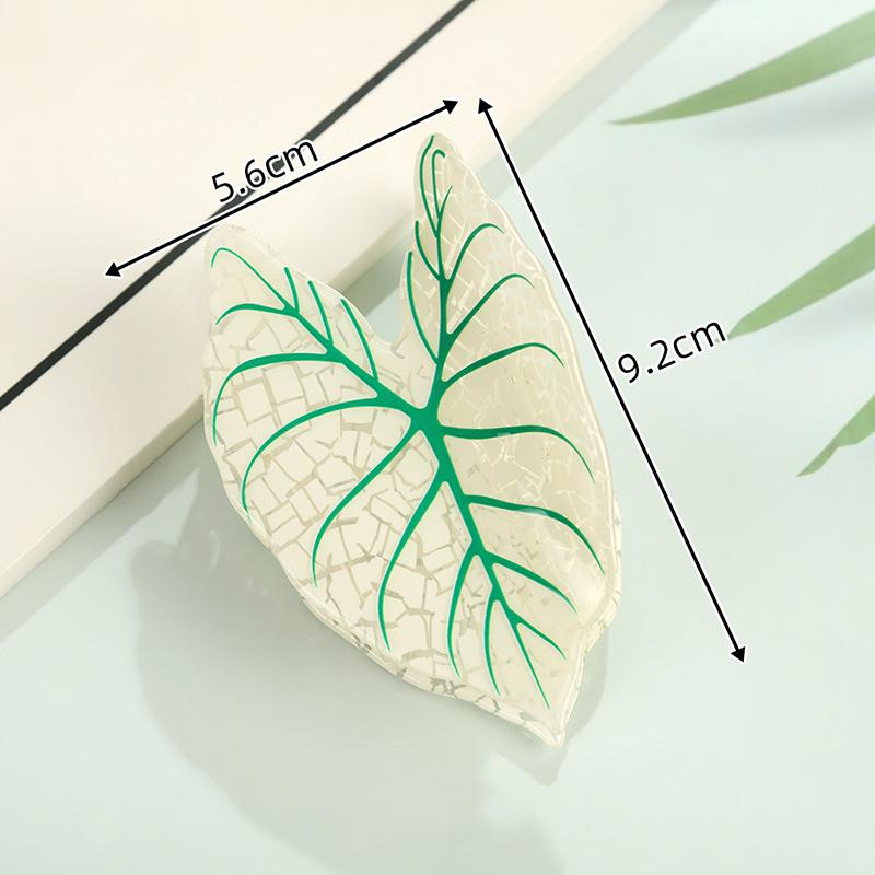Elegant Hair Clips with Leaf Design Eco-friendly Acetate Material