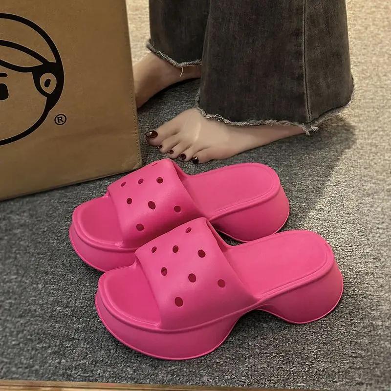 

Fashion Summer New Women Slippers Fashionable Slippers Casual Non-slip Indoor Outdoor Beach shoes Hollow Out Comfortable Sandals 39-40