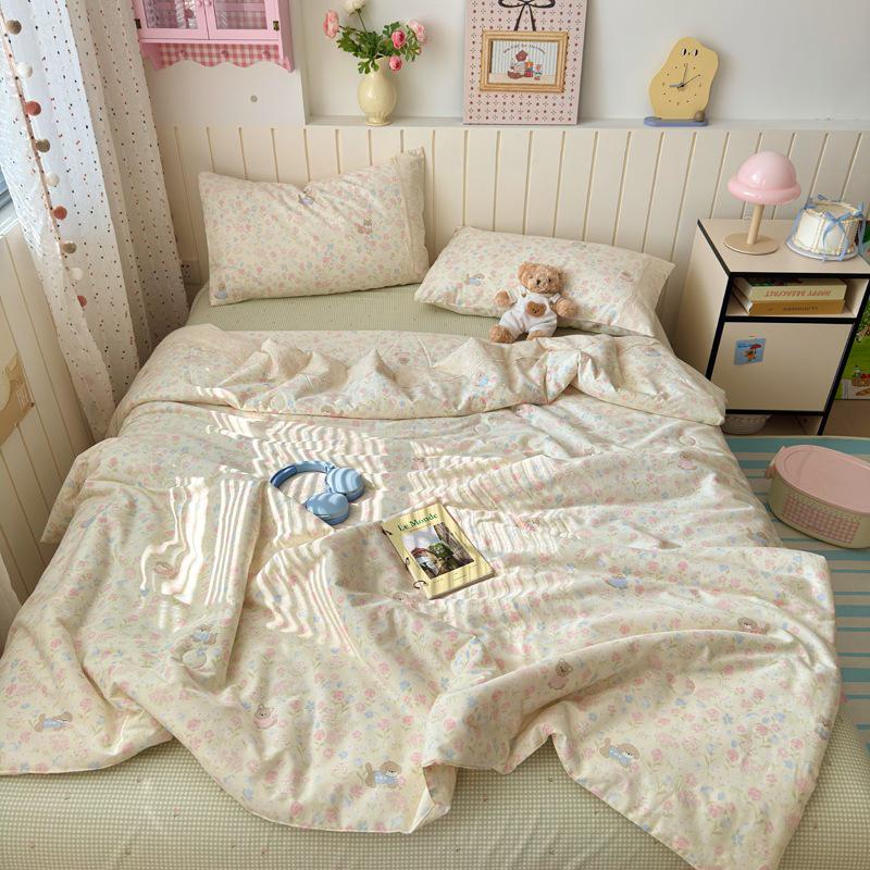 Pure Cotton Summer Quilt Set - 4 Pieces, Machine Washable, Ideal for Dorms