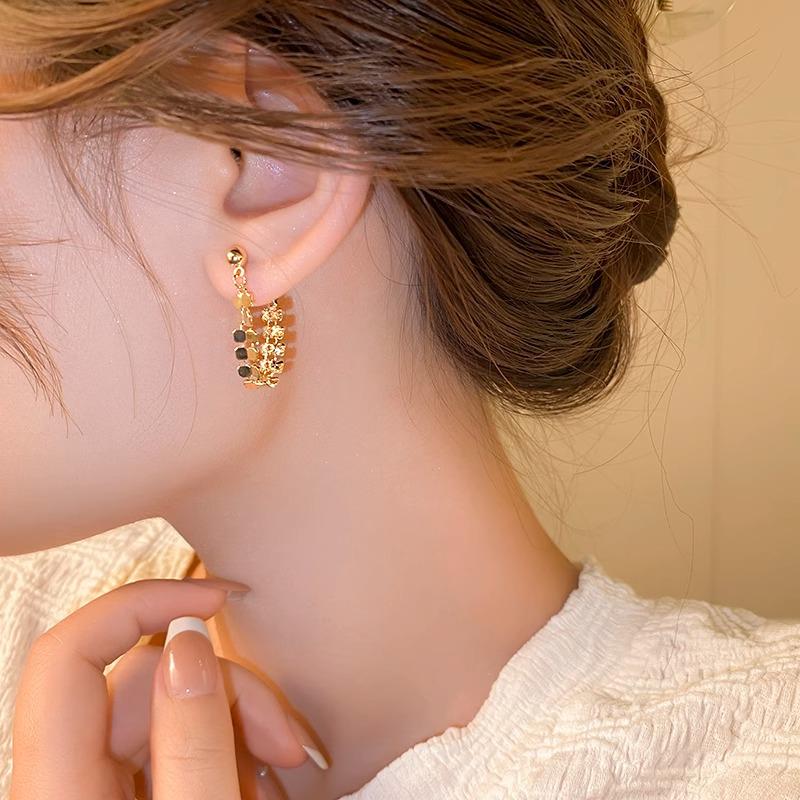 Women's 2023 Light Luxury Tassel Dangle Earrings - Niche Design and Trendy Studs