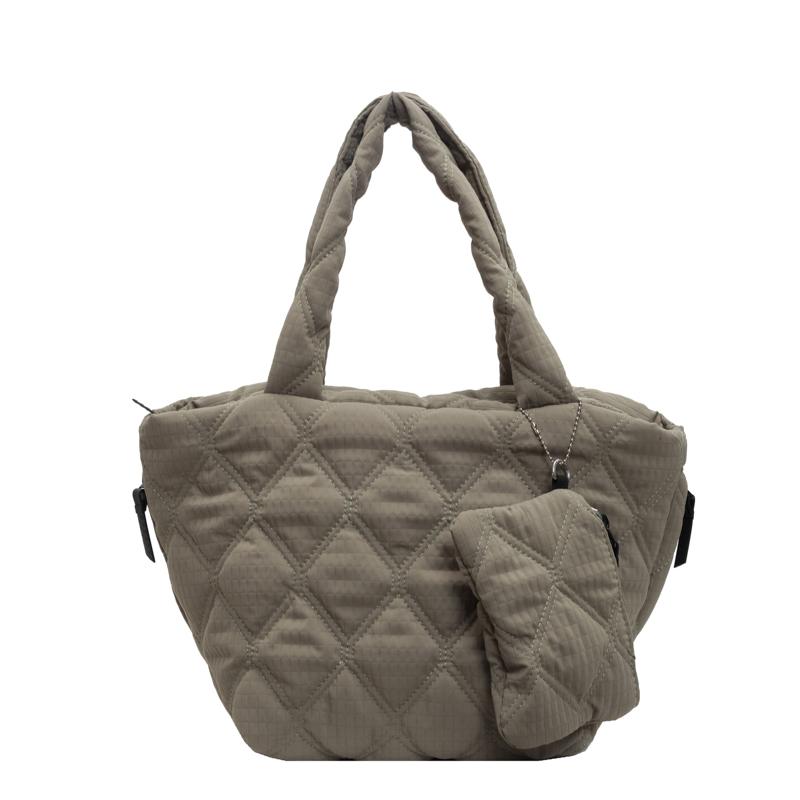Women Quilted Shoulder Bag Large Capacity Diamond Grid Soft Padded Top-Handle Bag Travel Armpit Bag Space Cotton Tote Handbag