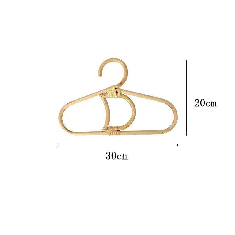 1Pcs Baby Hangers Infant Kids Portable Non-slip Bamboo Cute Clothes Organizer Coats Rack Towel Scarfs Windproof Pet Dog Cat Gift
