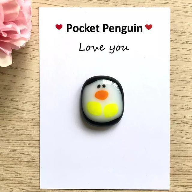 A Little Pocket Penguin Hug Mini Cute Pocket Penguin Hug Animal Decoration for Friend Birthday Lovers Gift with Greeting Card