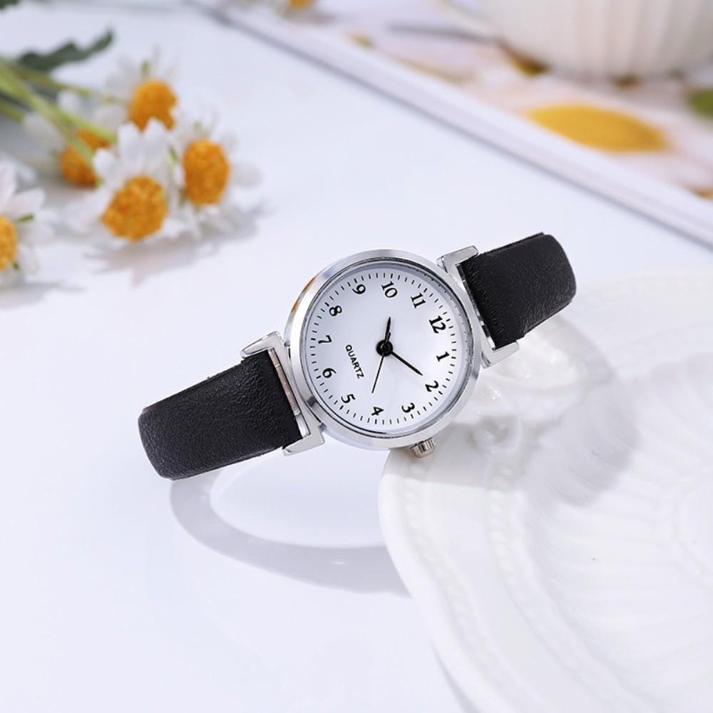 PU Leather Strap Women Watch Round Dial Ladies Wristwatches New Quartz Watch Gifts