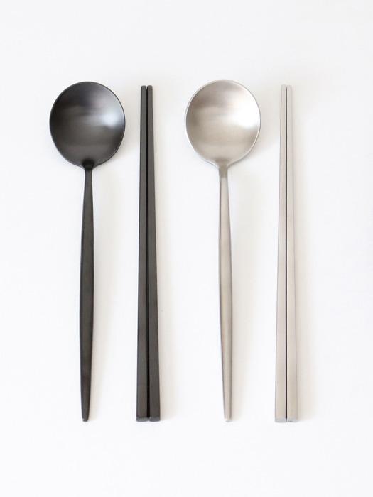 

kamomekitchen Nobile Dinner Cutlery silver dinner knife