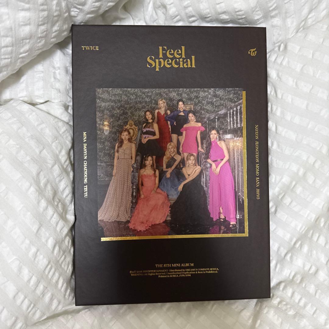 

[USED] TWICE Feel Special Album