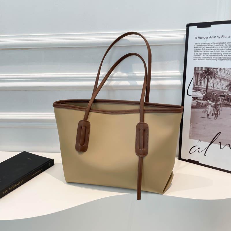 Large capacity women's bag summer simple new trend fashion shoulder bag commuter literary style portable tote bag