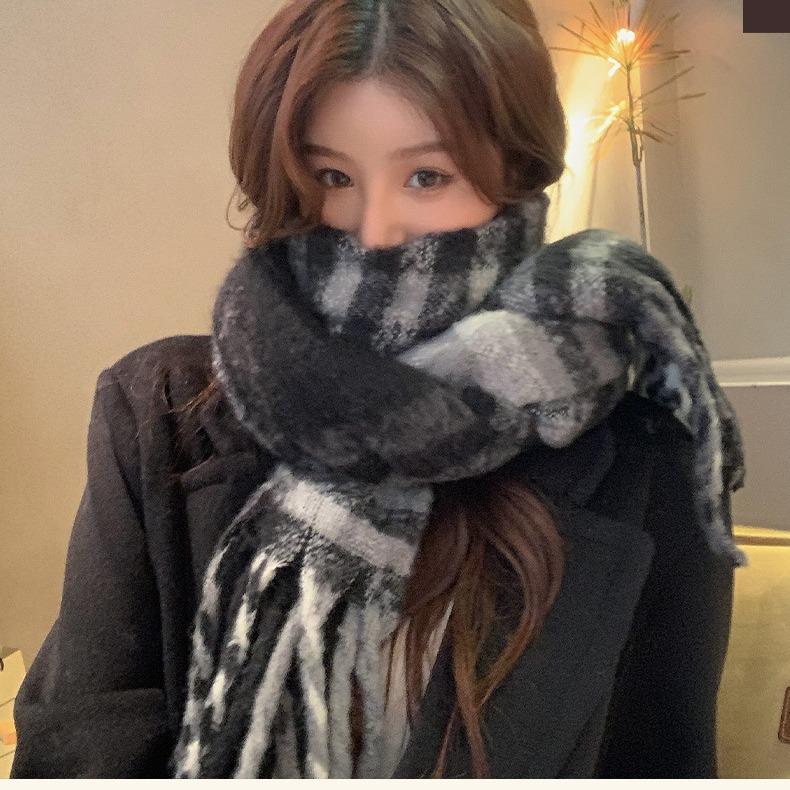 Atmosphere Student Autumn/Winter New Warm Thick Scarf Women'S Casual Versatile Colorful Grid Scarf