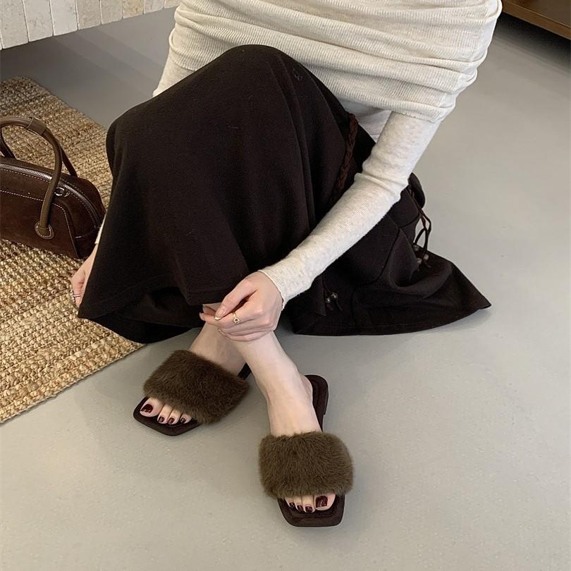 2025 autumn and winter new European and American slope heel French square head open-toed fluffy slippers women's shoes outside wear