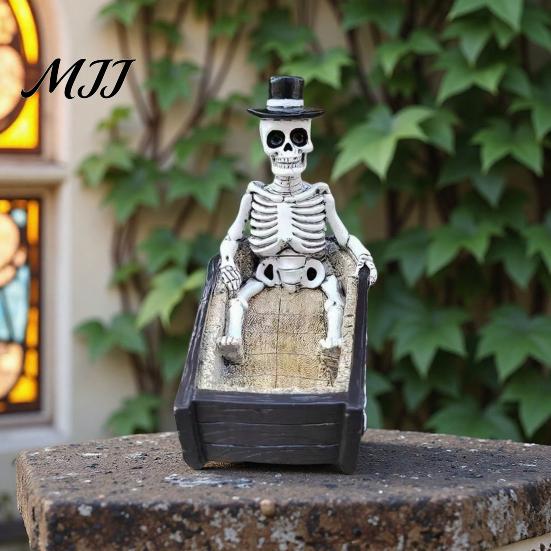 Gothic Desk Accessory Halloween Skull Ornament, Resin Skeleton Shape 3D Printed Office Ornament Figure, Portable Desktop Figurine Tabletop