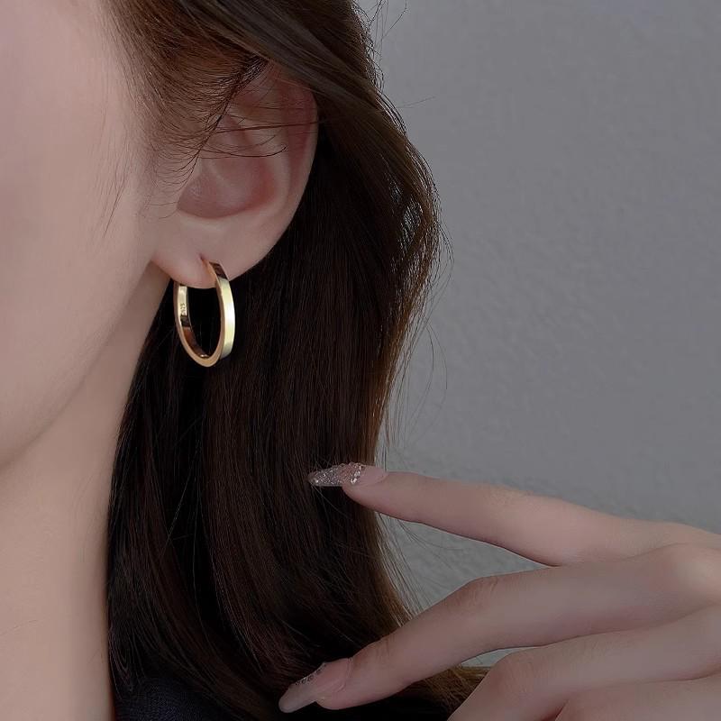 925 Sterling Silver Hoop Earrings: 2025 Modern Niche Design - Elegant & Luxurious for Women