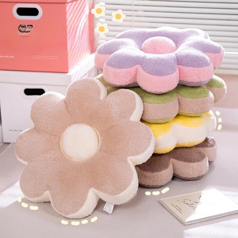Modern Plush Dopamine Flower Cushion Soft Comfort For Sofa And Window Seats