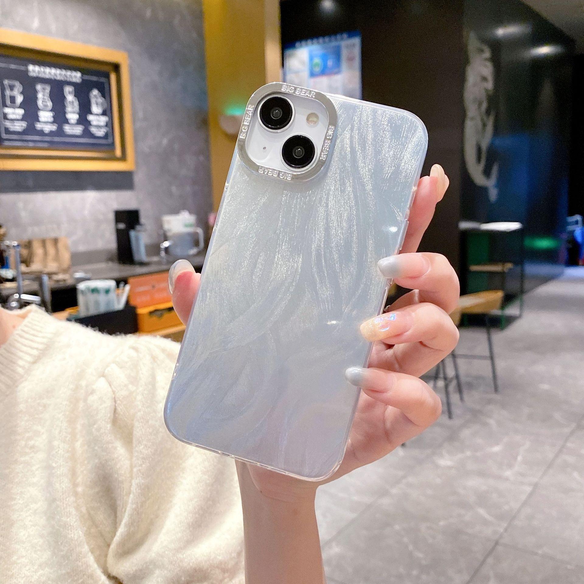 

Усовершенствованный чехол Feather Silver для iPhone16PRO с гальваническим покрытием, простой жесткий защитный чехол для мобильного телефона Apple 12/7G Apple 16PROMAX