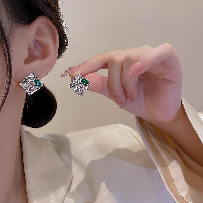 Silver needle irregular diamond-set square stud earrings female design sense versatile Korean earrings French retro ear jewelry