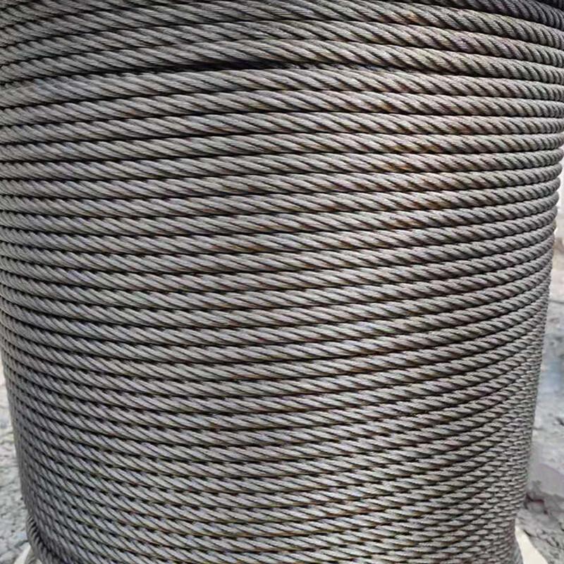 Lihu Wang Oiled Steel Wire Rope for Heavy Lifting
