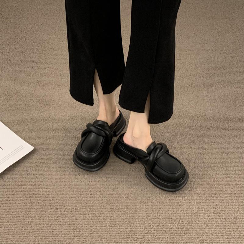 

Черные весенние новые повседневные маленькие кожаные туфли ретро платформа одна педаль сумка голова полушлепанцы женские 42