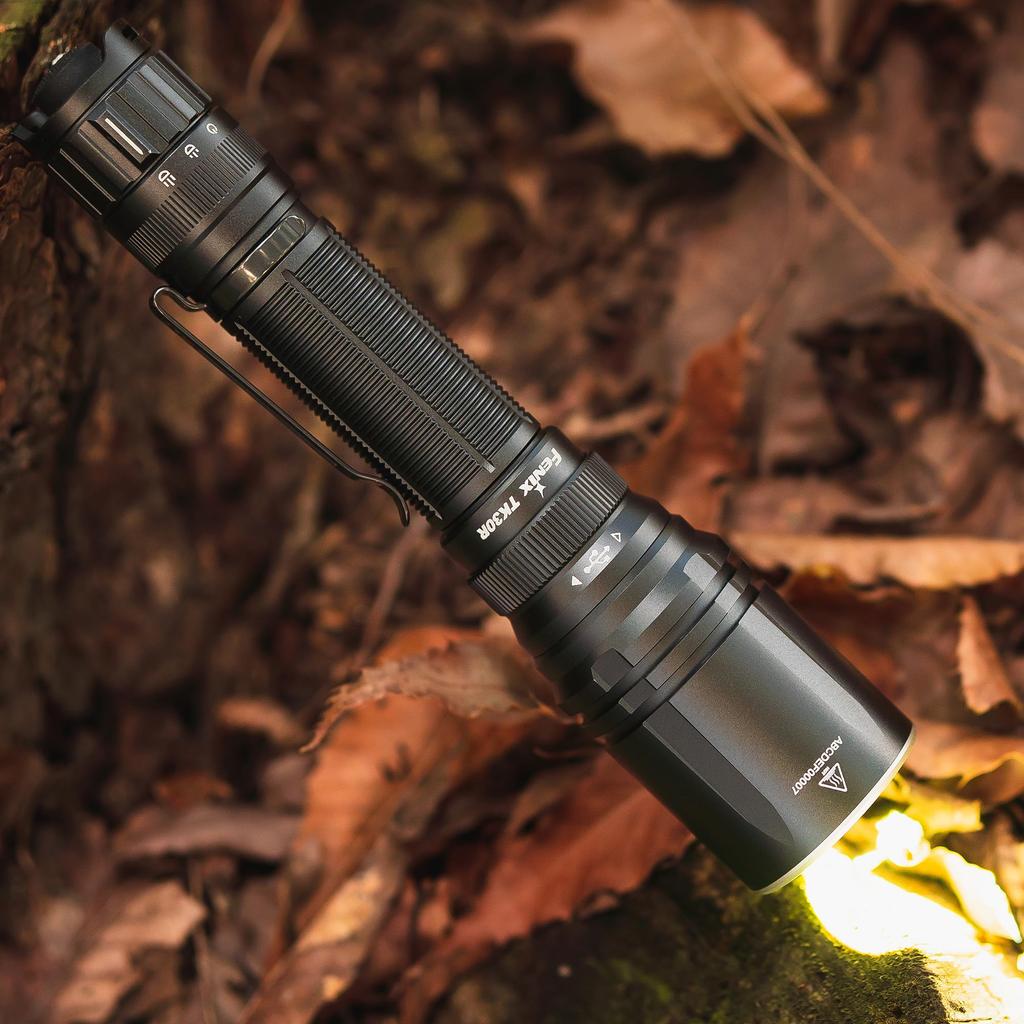 Fenix Rechargeable LED 1500M Beam 500 Portable 8 Hours 50 Minutes Flight Disaster High Ultra Tactical Light for Outdoor 6000mAh Battery TK30R-R