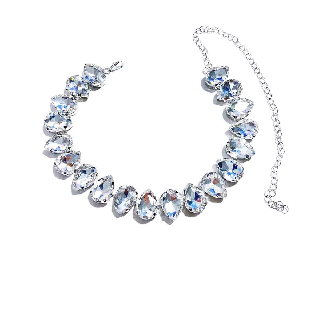 European and American Inlaid Diamond Crystal Teardrop Clavicle Necklace: Exquisite, Modern, and Unique Design
