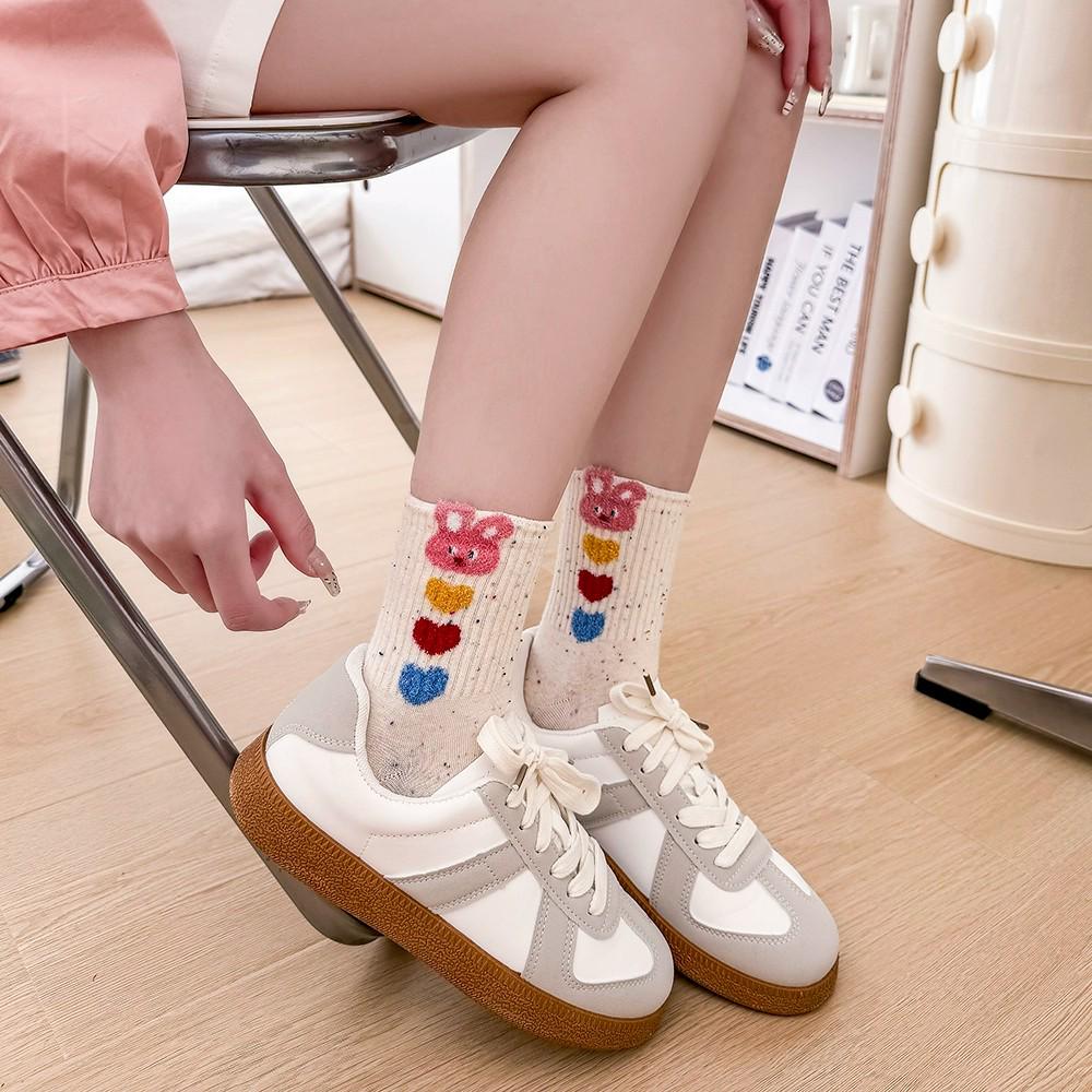 Little Rabbit Cartoon Mid-Calf Socks for Women - Pure Cotton, Cute Slub Yarn Design, Perfect for Autumn and Winter