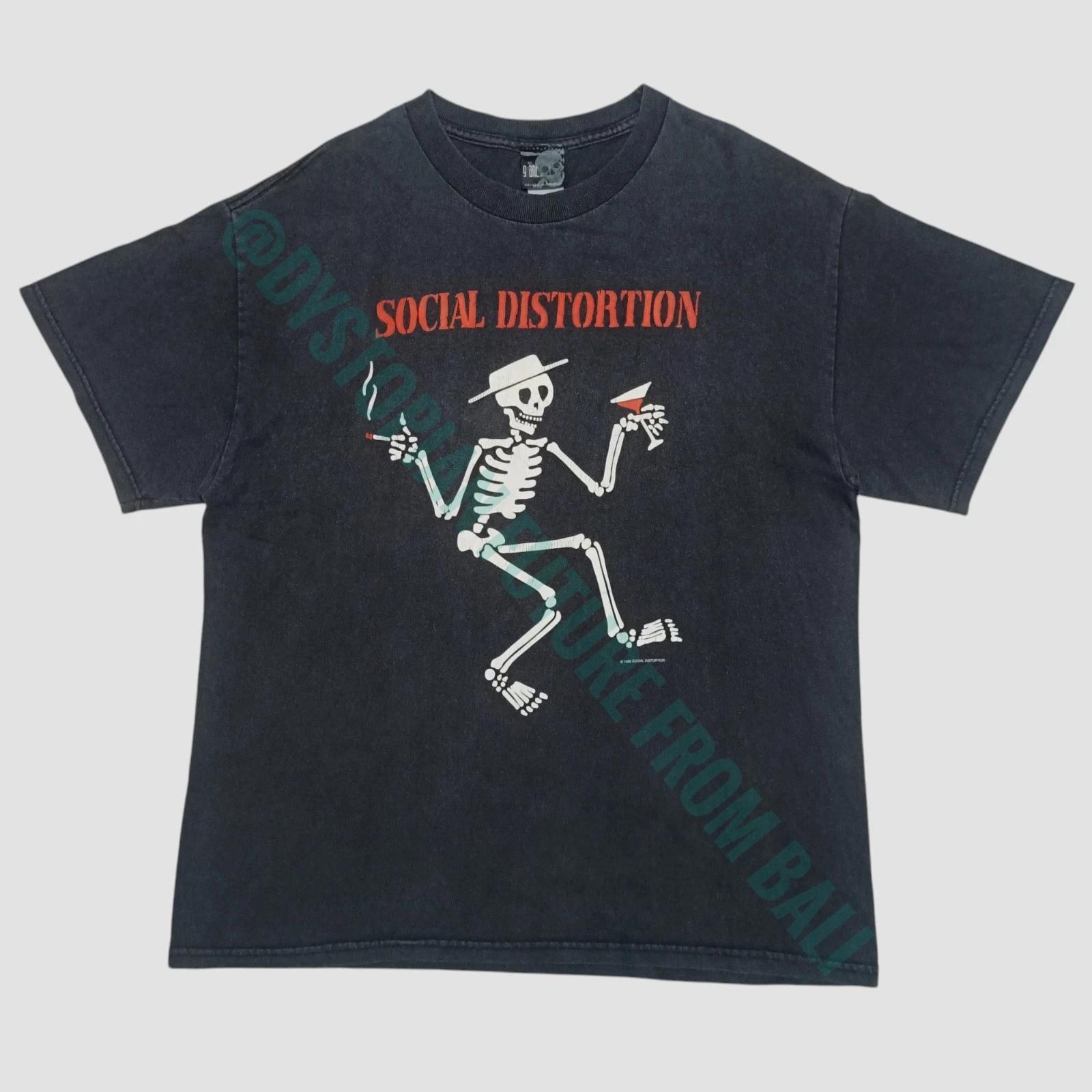 Vintage 1996 Social Distortion - Skelly Band T-shirt XL