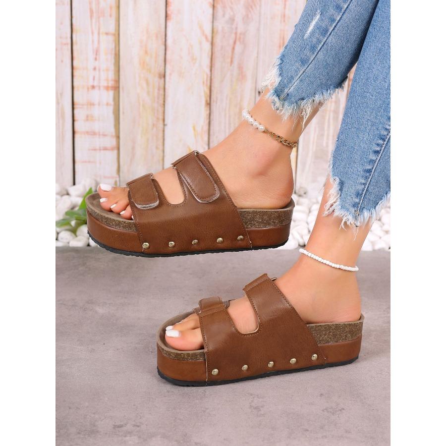 2025 Summer New Arrival Fashion Chunky Platform Women's Double-Buckle Studded Beach Sandals Hot Item Breathable