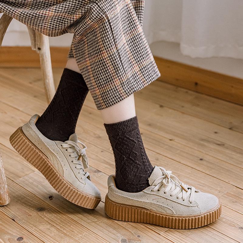 Women's Winter Wool Argyle Socks - Minimalist Japanese Retro Style, Mid-Calf, Solid & Dark Pattern for Autumn/Winter