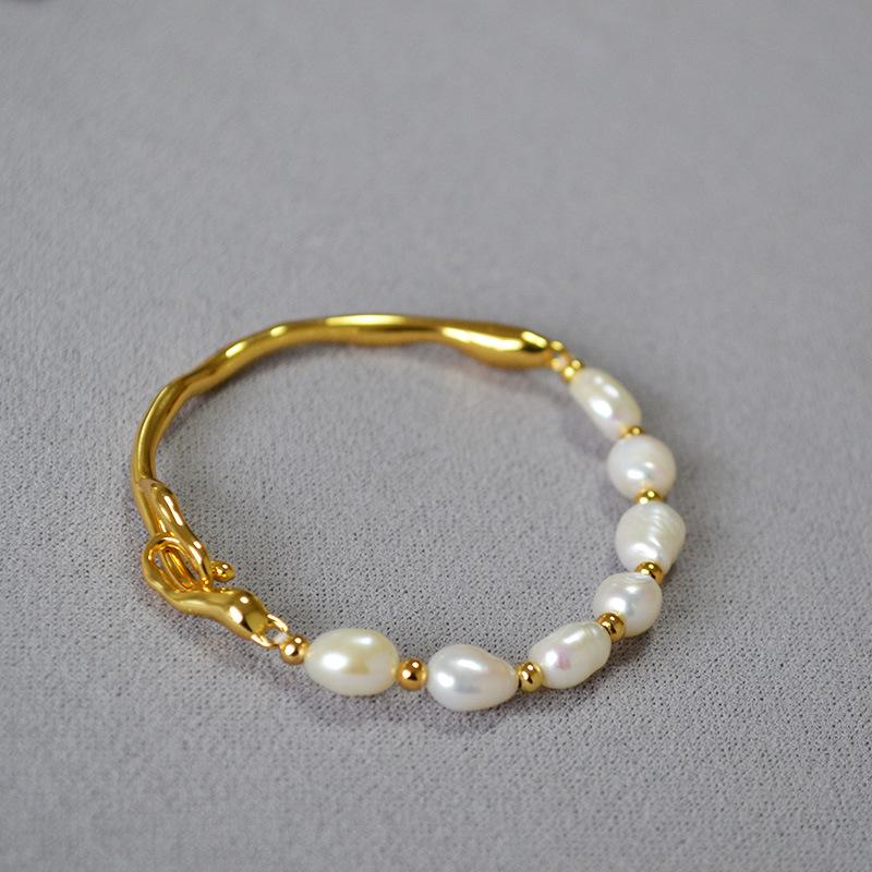 High-End Gold-Plated Pearl Bracelet: Japanese & Korean Design