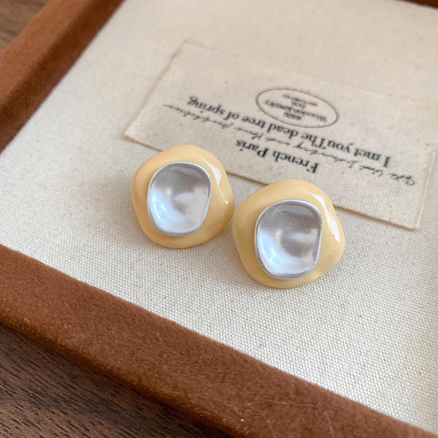 Holiday style silver needle irregular oil dripping earrings sweet small fresh simple fashion earrings light luxury high-end earrings