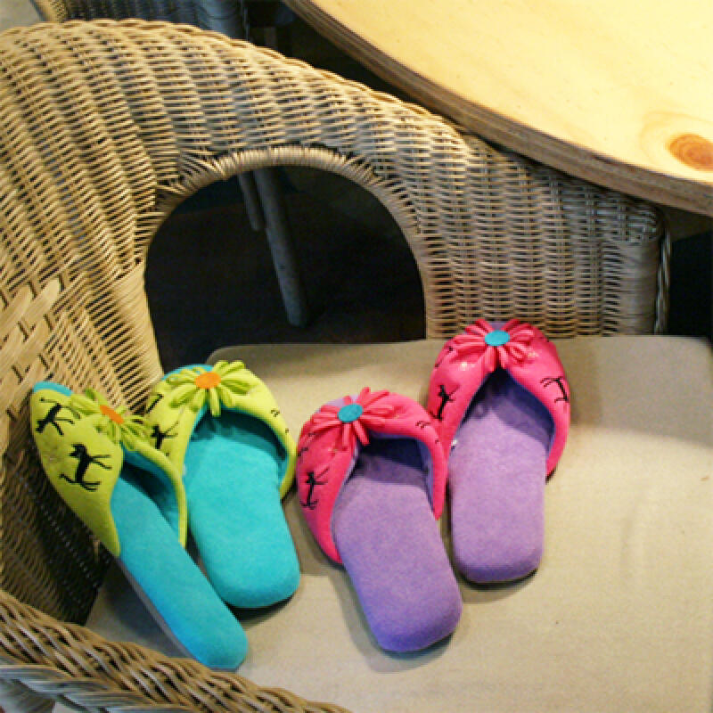 Noah Daisy Soft Slippers (H178) pink