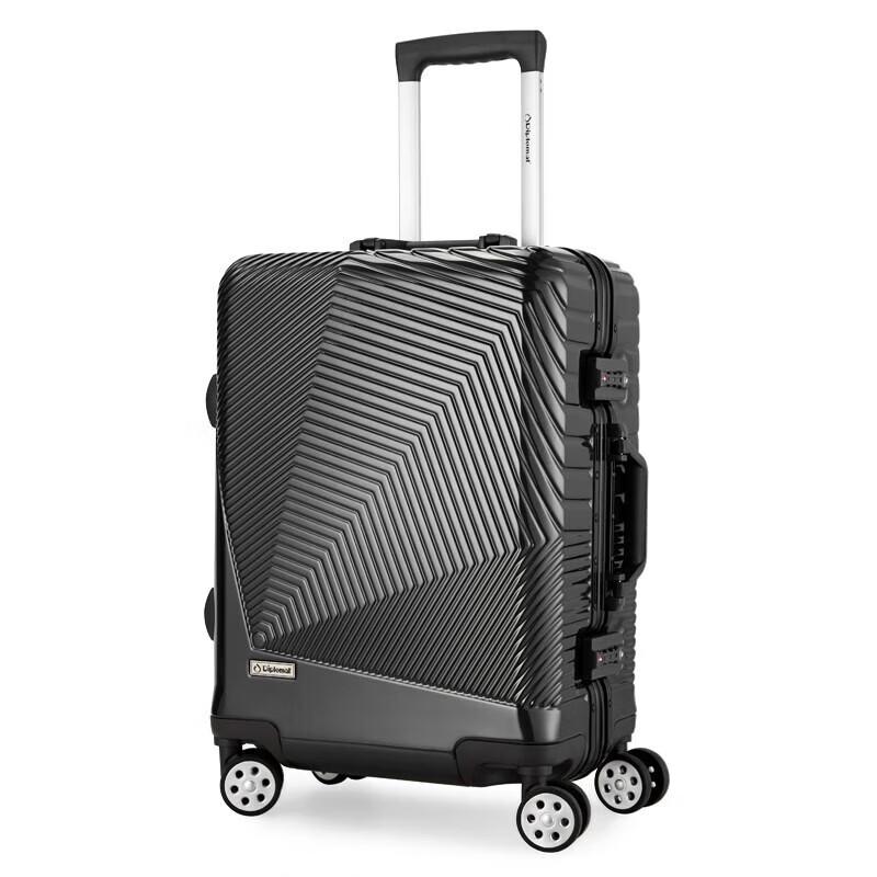 

Diplomat DS-13026 Hardshell Spinner Luggage