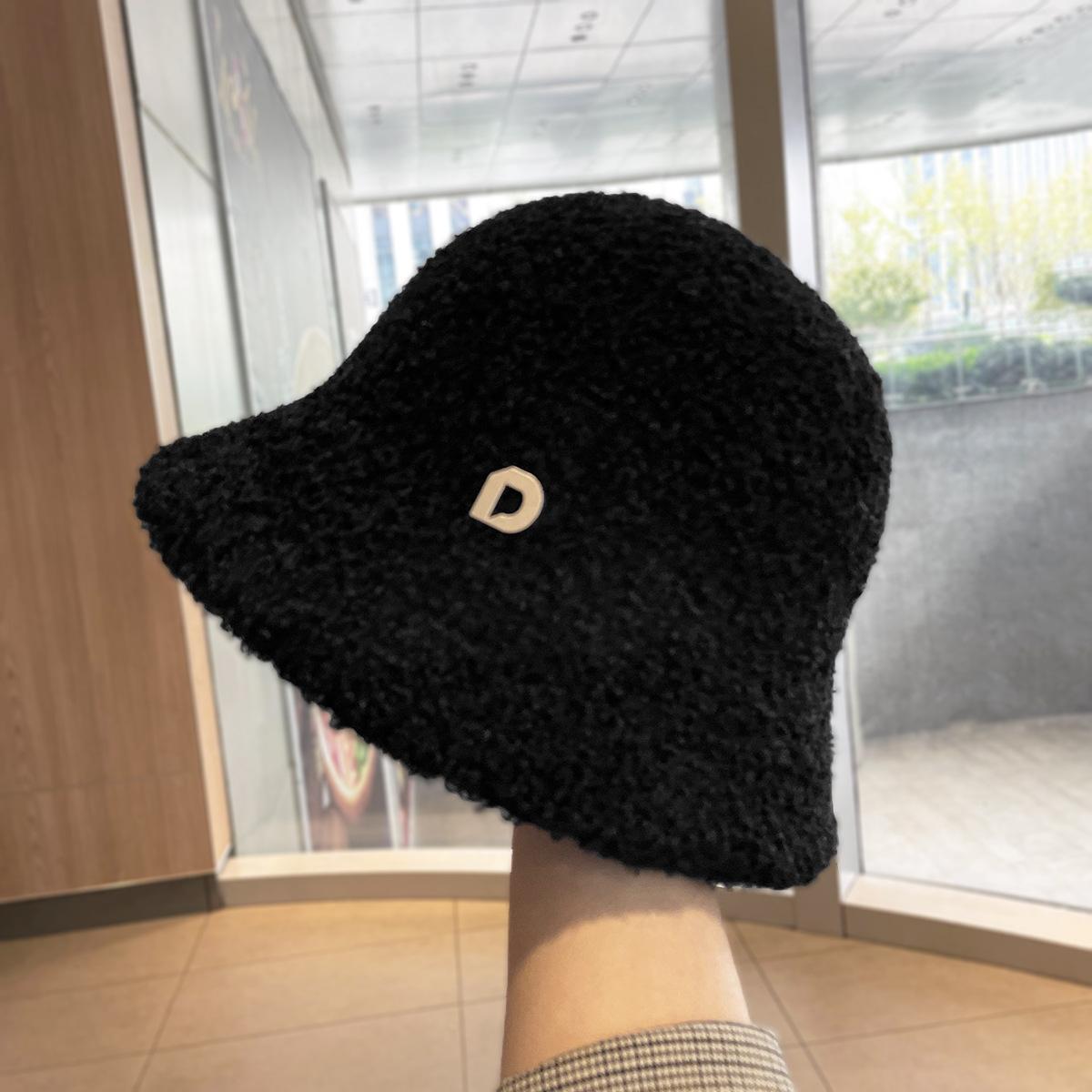 

Korean Style Lamb Wool Bucket Hat for Women In Winter Face Showing Small Warm Basin Hat Casual and Versatile Short Brimmed Plush Fisherman Hat Adjustable (54-58cm)