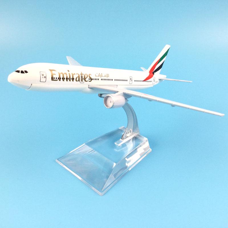 Plane Model Boeing 777 Emirates Airline Aircraft 777 Metal Solid Simulation Airplane Model For Kids Toys Christmas Gift