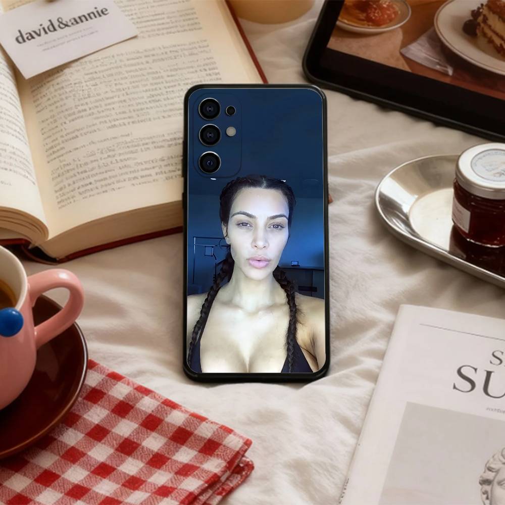 

K-Kim K-Kardashian M-Memes Phone Case For Samsung S 25,24,23,22,30,21,10,9,Ultra,Plus,Lite,FE,4,5 G Soft Black Case Samsung S25