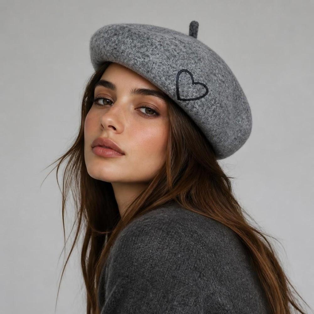 Heart Embroidery Knitted Beret Hat Round To Painter Beret Cap Autumn and Winter