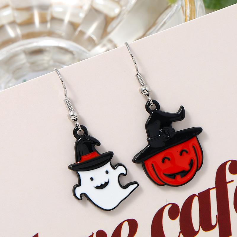 European & American Halloween Earrings: Quirky Pirate Skull & Pumpkin Drip Oil Alloy