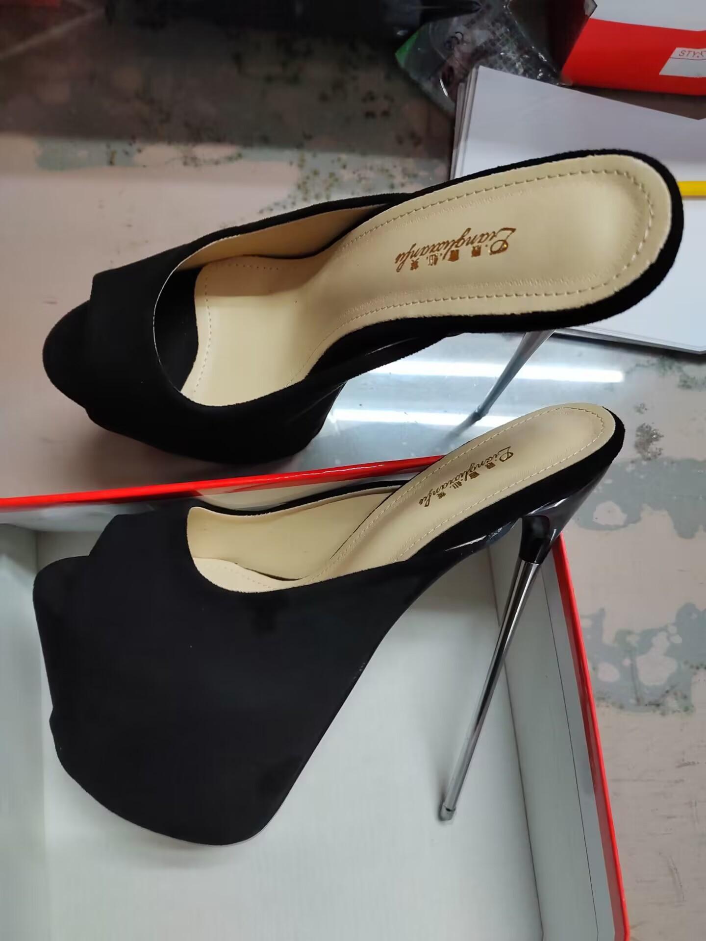 

Summer Performance Red Shoes Woman Shallow Mouth Slipper Peep Toe 19cm Thin Heels Pumps Sapato Feminino Catwalk Shows Stilettos 47