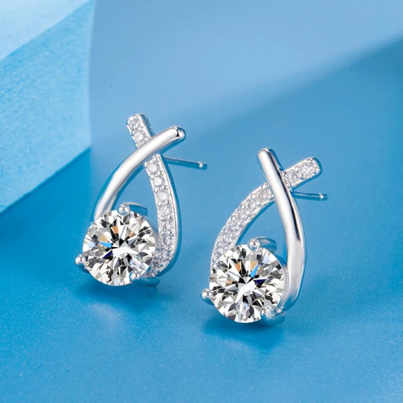 S925 Silver Needle Elegant Stud Earrings for Women - Versatile, Light Luxury French Design