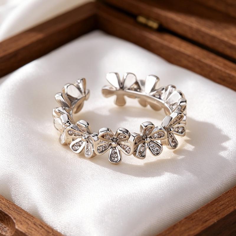 Elegantný otvorený prsteň so zirkónmi pre ženy - Štýlový, ľahký dizajn na každodenné nosenie