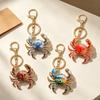 Porte-clés Crabe en Émail avec Motif Coloré Exquis Fermoir Doré Durable Cadeau pour Amoureux de la Plage Décoration de Sac Cadeau Souvenir de Voyage