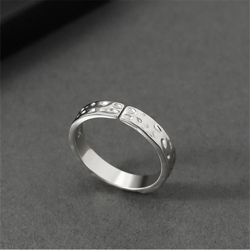 Vintage Gold Unregelmäßige Pit Muster Ring Männlichen Schmuck Mode Persönlichkeit Männer Einzigen Ring Silber 925 Junge Finger Zubehör