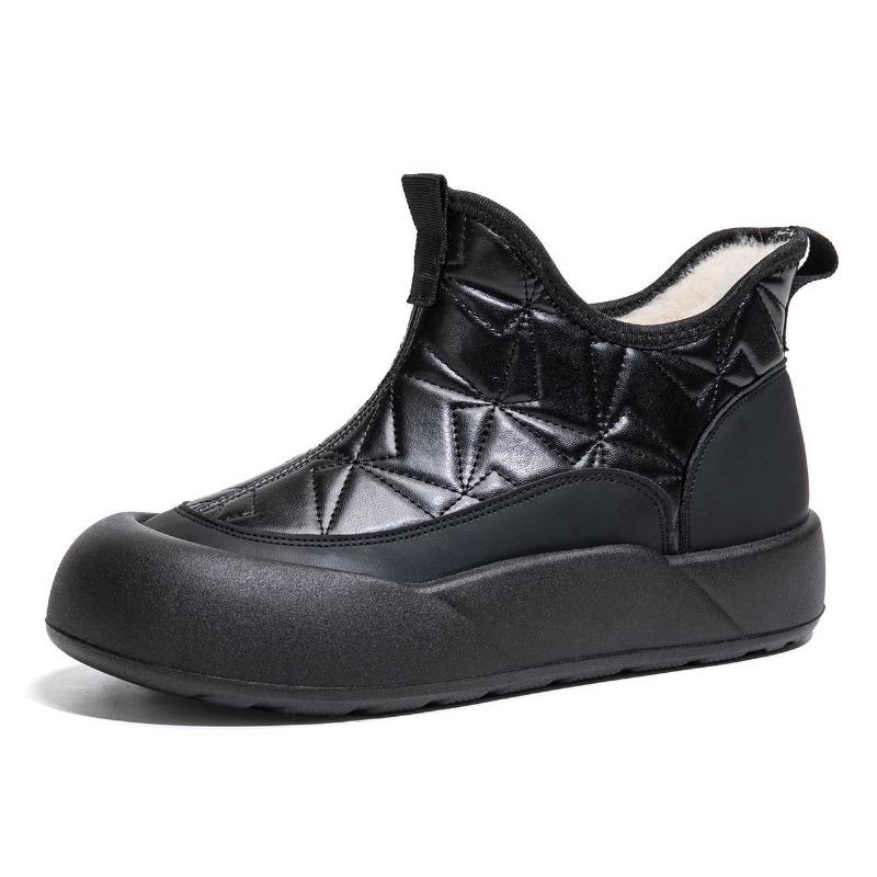 Winter Women's Cotton Boots New Wool Leather Snow Boots Piled Thickened Warm Mother Shoes Waterproof Shoes